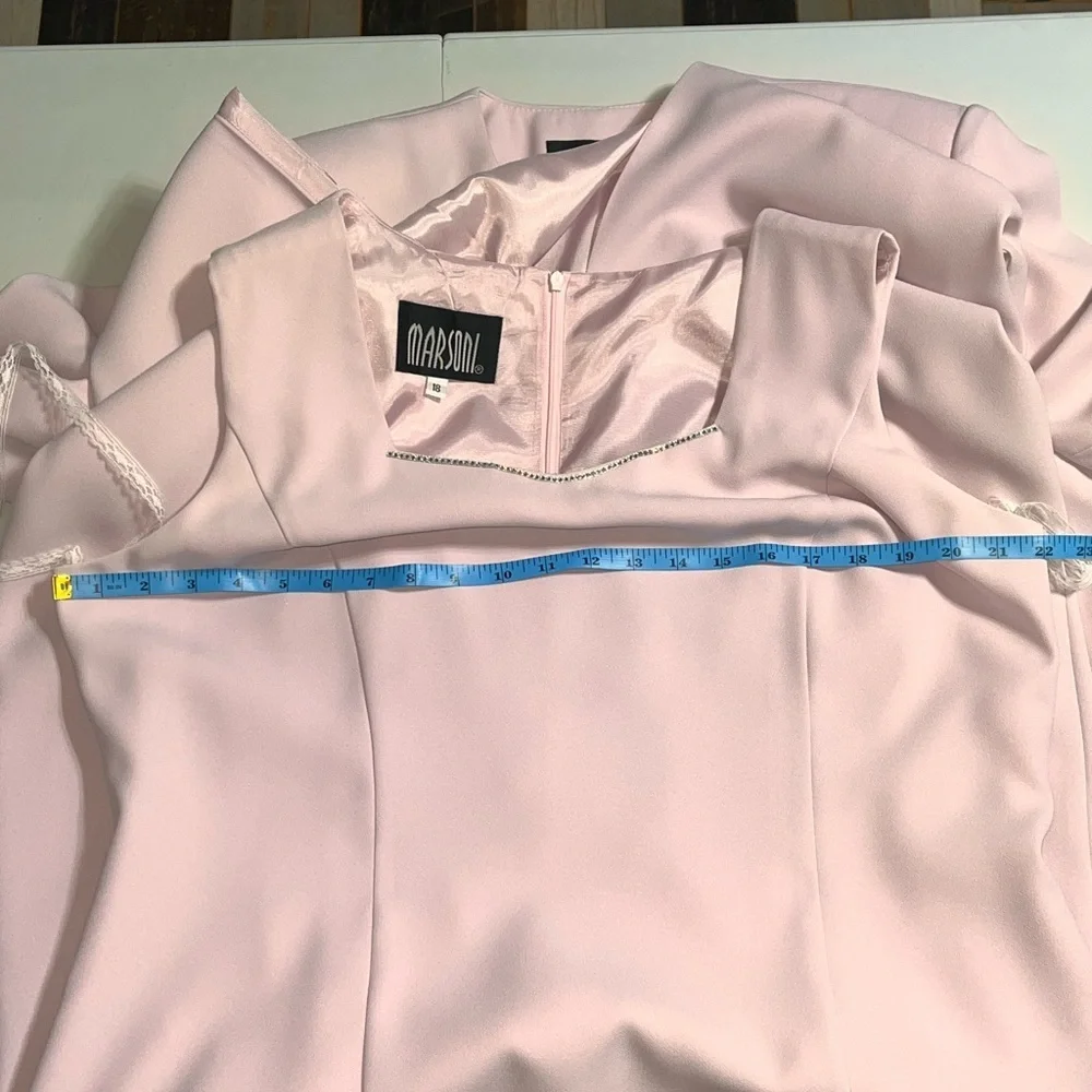 Marsoni Elegant Light Pink Skirt Suit with Silver Accents size 18 - Picture 6 of 10